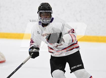 Thumbnail 2 in East Haven @ Westhill/Stamford photogallery.