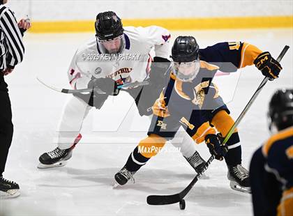 Thumbnail 2 in East Haven @ Westhill/Stamford photogallery.