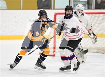 Thumbnail 1 in East Haven @ Westhill/Stamford photogallery.