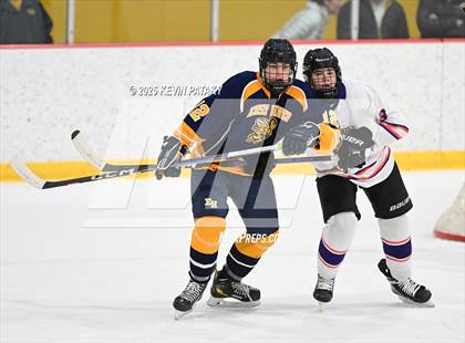 Thumbnail 1 in East Haven @ Westhill/Stamford photogallery.
