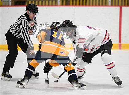 Thumbnail 2 in East Haven @ Westhill/Stamford photogallery.