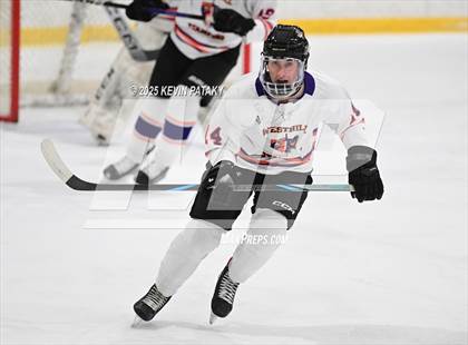 Thumbnail 1 in East Haven @ Westhill/Stamford photogallery.