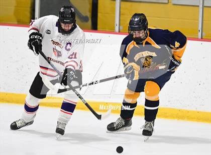 Thumbnail 1 in East Haven @ Westhill/Stamford photogallery.