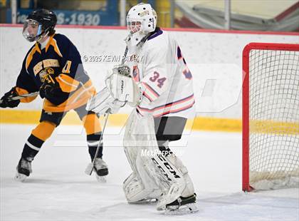 Thumbnail 1 in East Haven @ Westhill/Stamford photogallery.