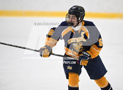 Thumbnail 1 in East Haven @ Westhill/Stamford photogallery.