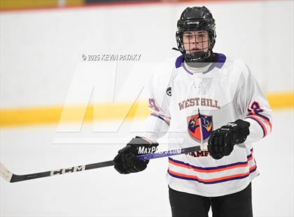 Thumbnail 2 in East Haven @ Westhill/Stamford photogallery.