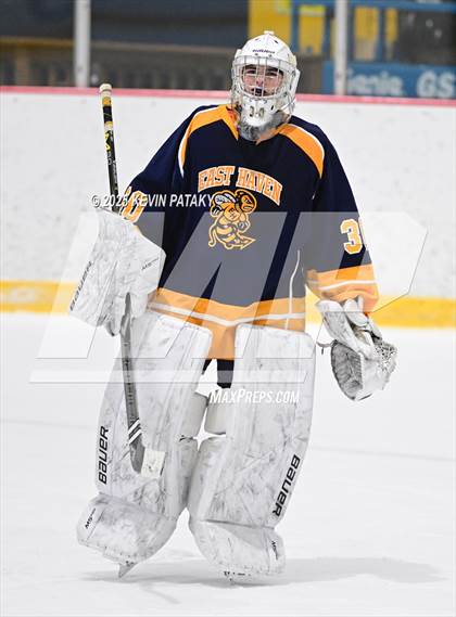 Thumbnail 3 in East Haven @ Westhill/Stamford photogallery.