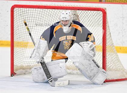 Thumbnail 3 in East Haven @ Westhill/Stamford photogallery.