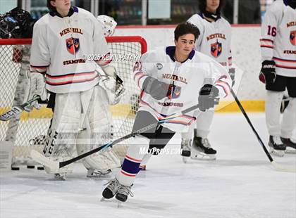 Thumbnail 2 in East Haven @ Westhill/Stamford photogallery.