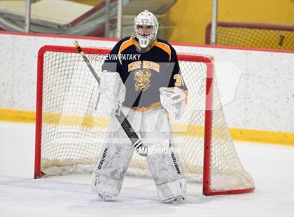 Thumbnail 1 in East Haven @ Westhill/Stamford photogallery.