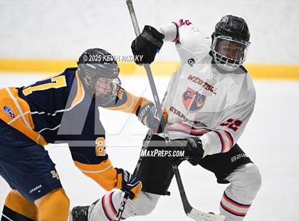 Thumbnail 2 in East Haven @ Westhill/Stamford photogallery.
