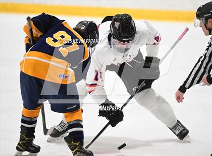 Thumbnail 1 in East Haven @ Westhill/Stamford photogallery.