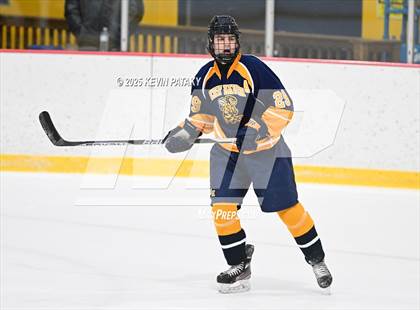 Thumbnail 1 in East Haven @ Westhill/Stamford photogallery.
