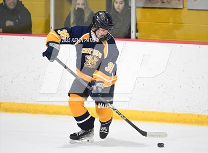 Thumbnail 1 in East Haven @ Westhill/Stamford photogallery.