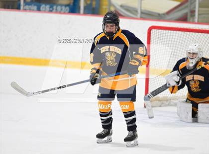 Thumbnail 3 in East Haven @ Westhill/Stamford photogallery.