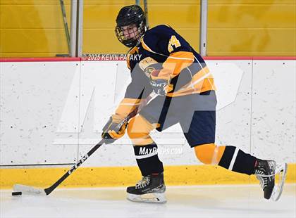 Thumbnail 3 in East Haven @ Westhill/Stamford photogallery.