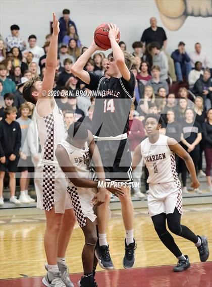 Thumbnail 2 in Maryville @ Bearden (D4AAA Championship) photogallery.