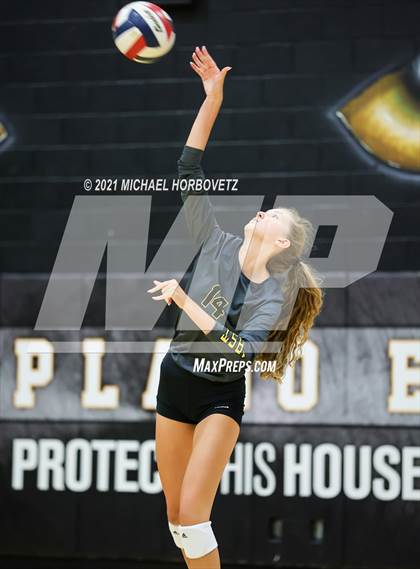 Thumbnail 2 in Frisco @ Plano East photogallery.