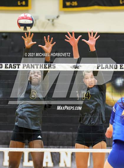 Thumbnail 1 in Frisco @ Plano East photogallery.
