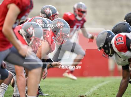 Thumbnail 2 in Wade Hampton vs Hillcrest (Greenville Jamboree) photogallery.