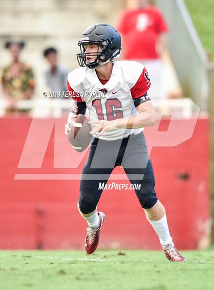 Thumbnail 2 in Wade Hampton vs Hillcrest (Greenville Jamboree) photogallery.