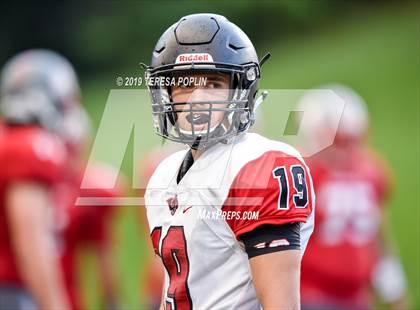 Thumbnail 2 in Wade Hampton vs Hillcrest (Greenville Jamboree) photogallery.
