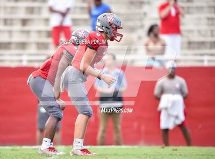 Thumbnail 2 in Wade Hampton vs Hillcrest (Greenville Jamboree) photogallery.