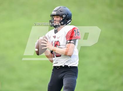 Thumbnail 3 in Wade Hampton vs Hillcrest (Greenville Jamboree) photogallery.
