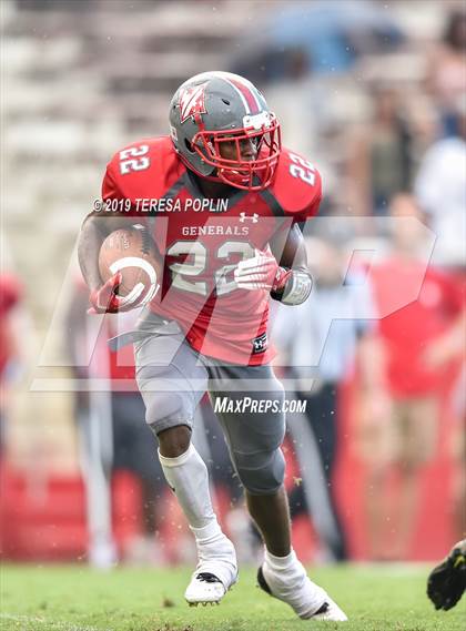 Thumbnail 2 in Wade Hampton vs Hillcrest (Greenville Jamboree) photogallery.