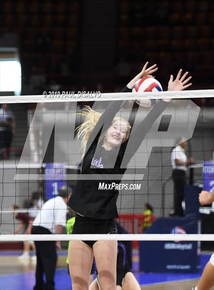 Thumbnail 1 in Lutheran vs. Alamosa (CHSAA 3A Quarter-Fina) photogallery.