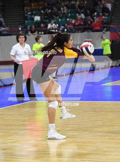 Thumbnail 3 in Lutheran vs. Alamosa (CHSAA 3A Quarter-Fina) photogallery.