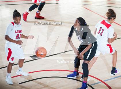 Thumbnail 3 in Sacramento vs. McClatchy (West Coast Jamboree) photogallery.
