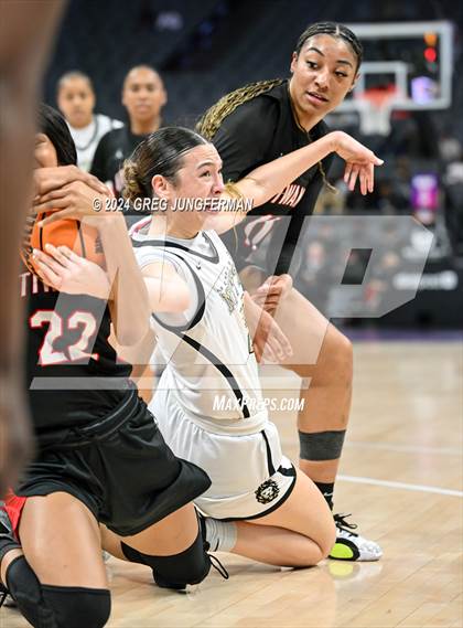 Thumbnail 2 in Etiwanda @ Archbishop Mitty (CIF State Open Final) photogallery.