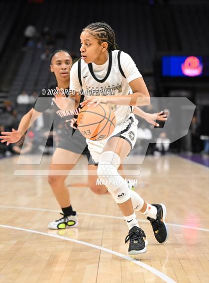 Thumbnail 3 in Etiwanda @ Archbishop Mitty (CIF State Open Final) photogallery.