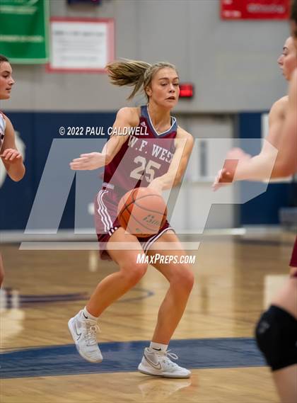 Thumbnail 3 in WF West vs. R.A. Long (WIAA 2A District Playoff) photogallery.