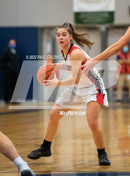 Thumbnail 1 in WF West vs. R.A. Long (WIAA 2A District Playoff) photogallery.