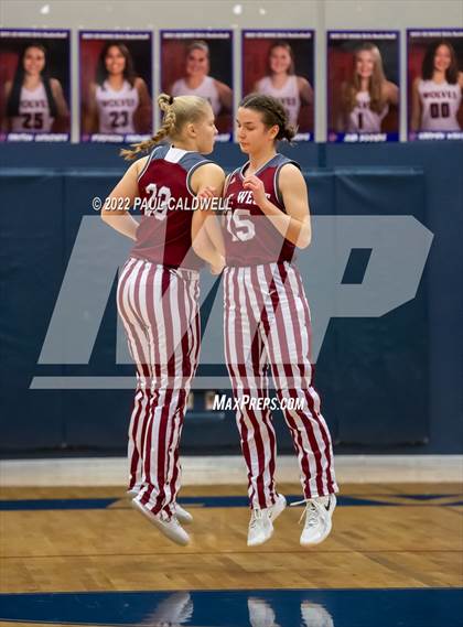 Thumbnail 2 in WF West vs. R.A. Long (WIAA 2A District Playoff) photogallery.