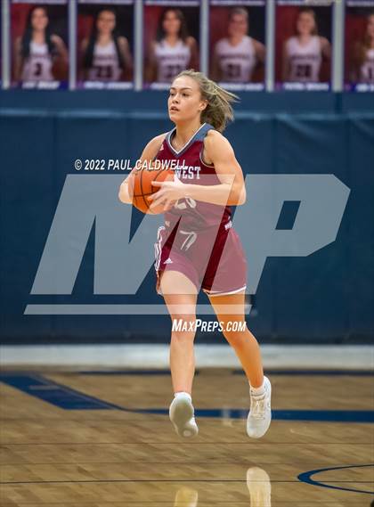 Thumbnail 3 in WF West vs. R.A. Long (WIAA 2A District Playoff) photogallery.