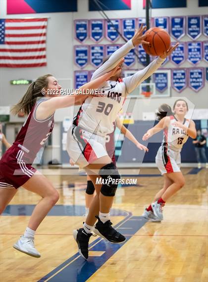 Thumbnail 1 in WF West vs. R.A. Long (WIAA 2A District Playoff) photogallery.