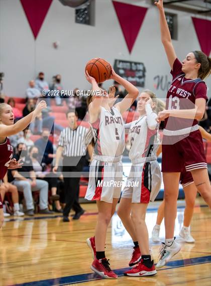 Thumbnail 3 in WF West vs. R.A. Long (WIAA 2A District Playoff) photogallery.