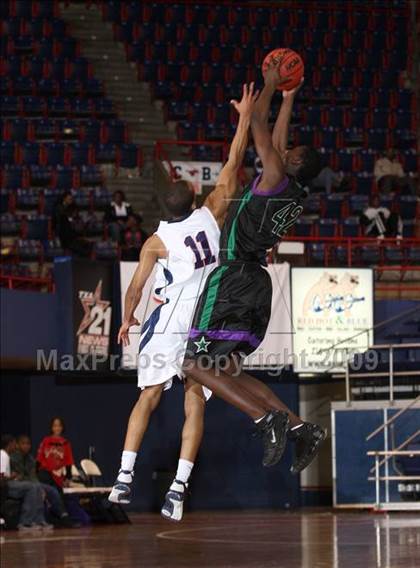 Thumbnail 3 in Findlay Prep vs God's Academy (Dallas Basketball Classic) photogallery.