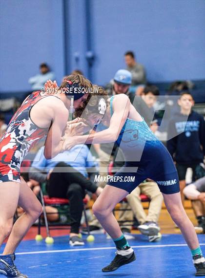 Thumbnail 2 in Washington Elite Opener photogallery.