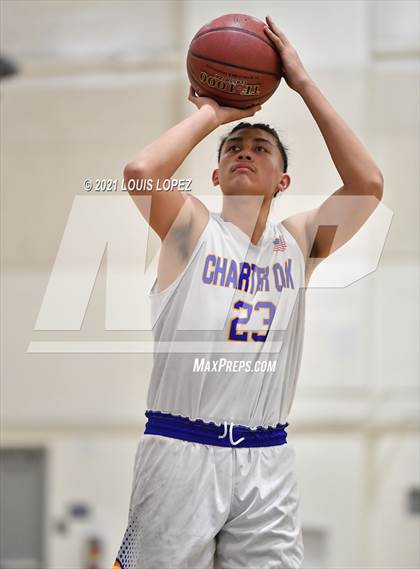Thumbnail 1 in Sierra Vista @ Charter Oak photogallery.