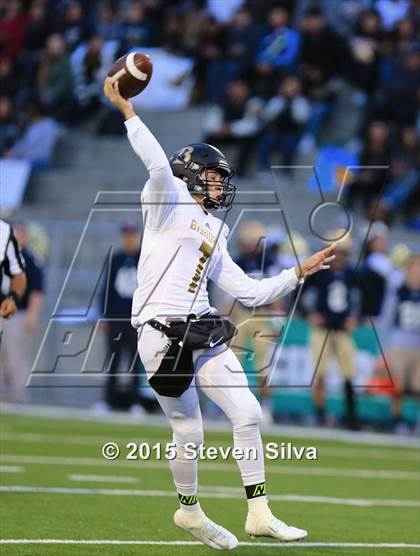 Thumbnail 2 in Bishop's vs. Mater Dei Catholic (CIF SDS D4 Final) photogallery.