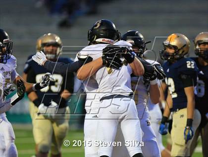 Thumbnail 2 in Bishop's vs. Mater Dei Catholic (CIF SDS D4 Final) photogallery.