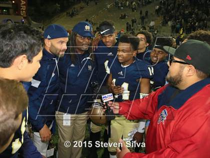 Thumbnail 3 in Bishop's vs. Mater Dei Catholic (CIF SDS D4 Final) photogallery.