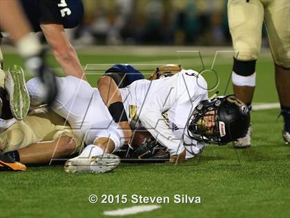 Thumbnail 2 in Bishop's vs. Mater Dei Catholic (CIF SDS D4 Final) photogallery.