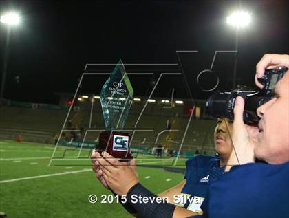 Thumbnail 1 in Bishop's vs. Mater Dei Catholic (CIF SDS D4 Final) photogallery.