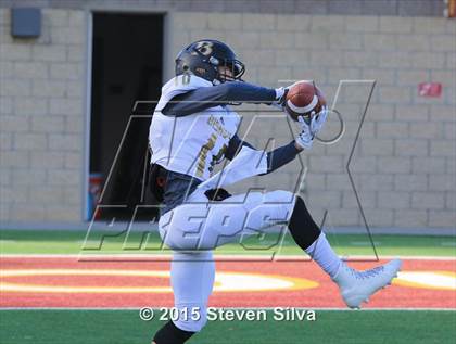 Thumbnail 3 in Bishop's vs. Mater Dei Catholic (CIF SDS D4 Final) photogallery.