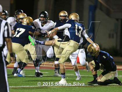 Thumbnail 1 in Bishop's vs. Mater Dei Catholic (CIF SDS D4 Final) photogallery.